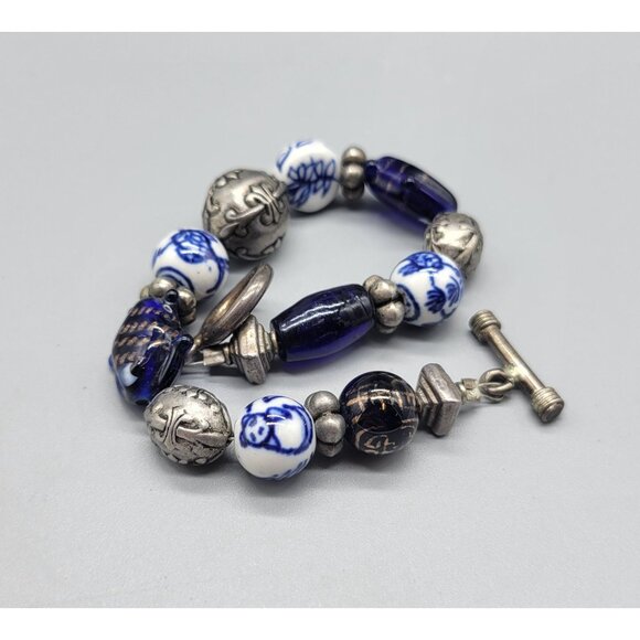 Silver Tone Blue Art Glass Fish Panda Round Beaded Wrap Bracelet B1A - Picture 5 of 6